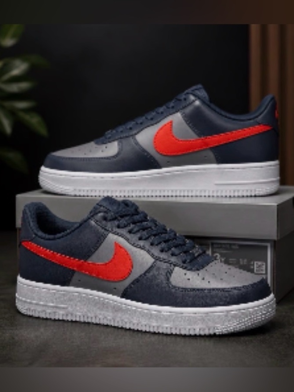 Nike Air Force 1 GS Red & Grey Low Top Sneakers Boys Size 3.5Y NWOT